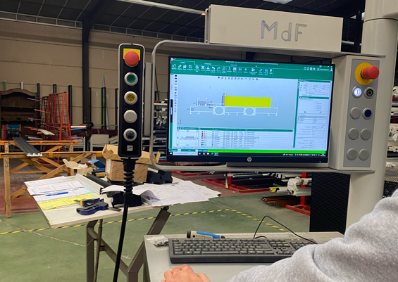 Contrôle qualité et tests AEV sur menuiseries aluminium et PVC à Mérignac